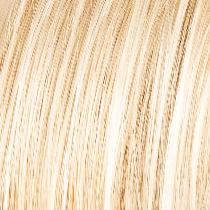 pastelblonde rooted